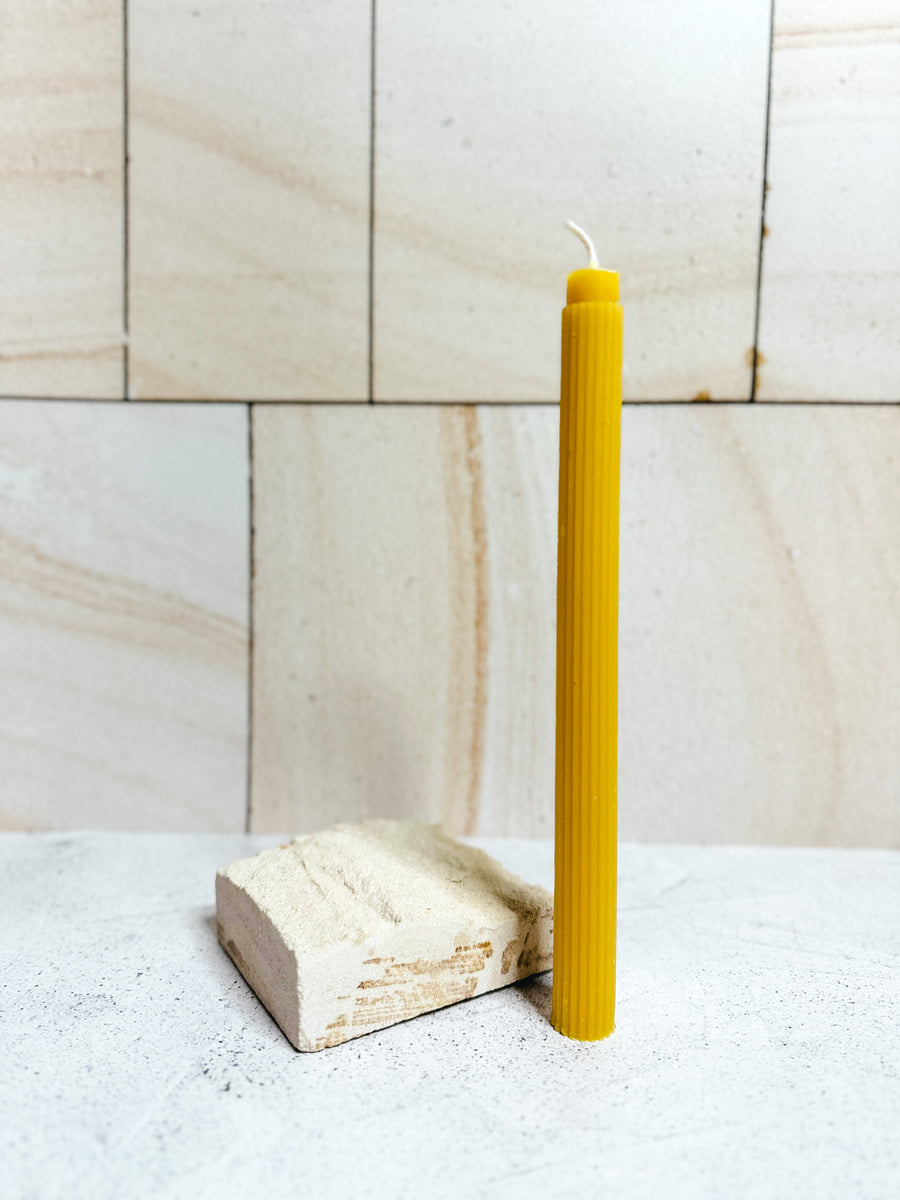 Beeswax Dover Taper (26cm Tall)